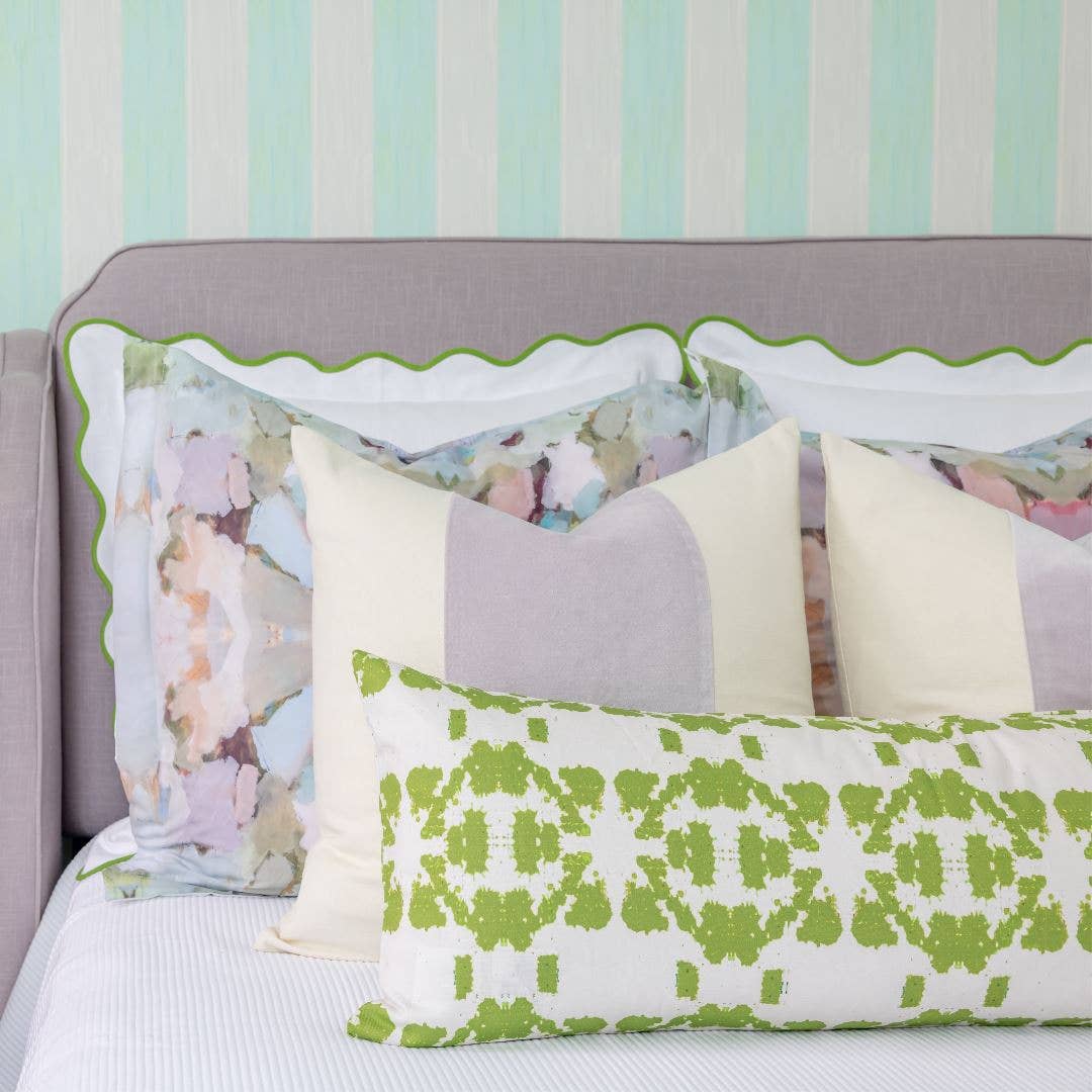 Scalloped Sham, Green / White: Standard, 20" x 26"