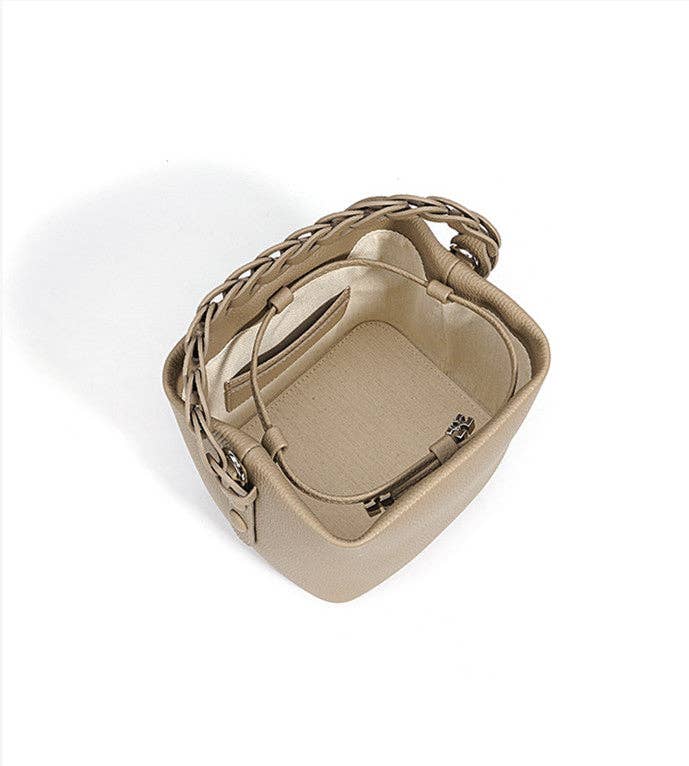 Austin Bucket Bag - Ecru