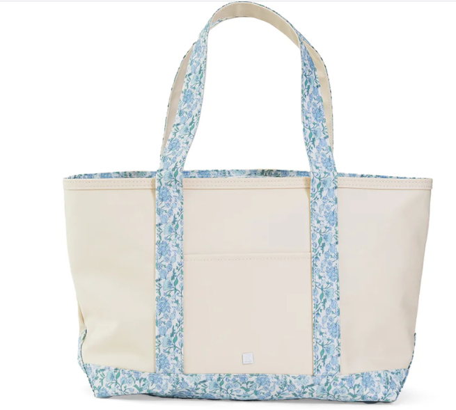 Medium Coated Tote by TRVL