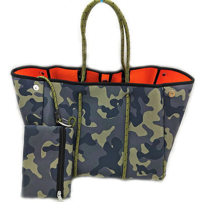 Neoprene Tote with Wristlet - Camo – SassyBelleWares